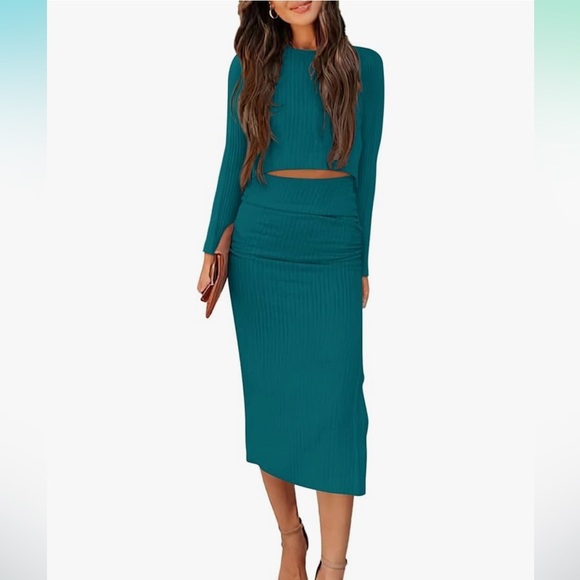 2 piece crop and midi skirt - Picture 8 of 9